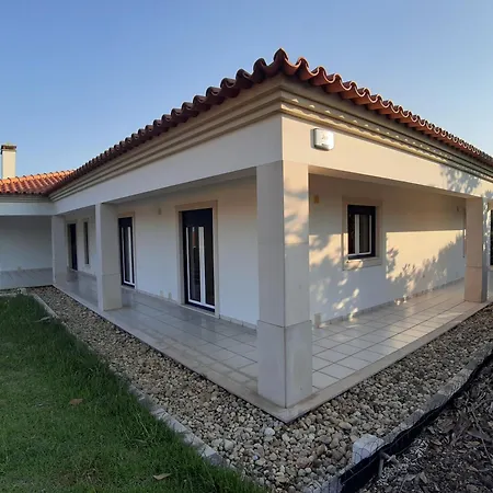 Blue House - Leiria, Entre Fatima E Nazare *